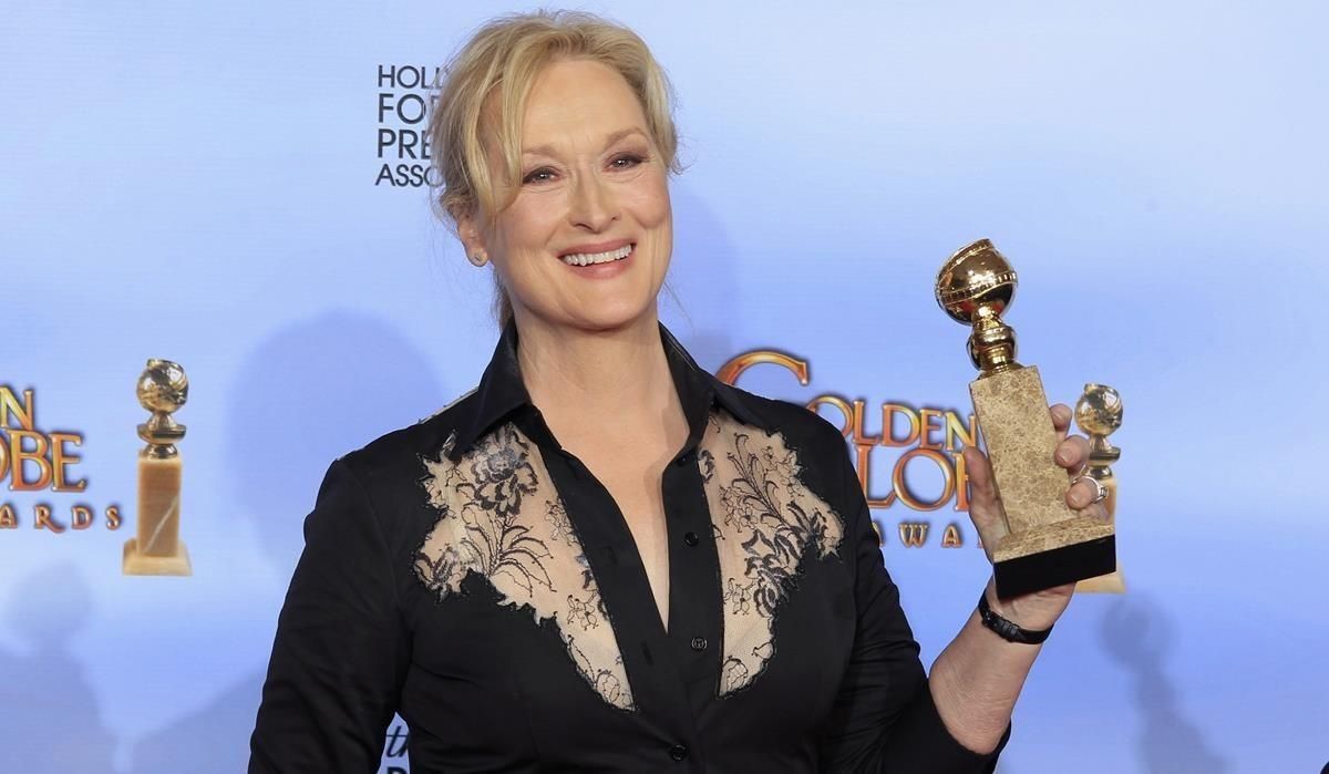 Meryl Streeo, en los Globos de Oro del 2012, cuando recibió el premio a mejor actriz por ’La dama de hierro’, producida por Harvey Weinstein. Meryl Streeo, en los Globos de Oro del 2012, cuando recibió el premio a mejor actriz por ’La dama de hierro’, producida por Harvey Weinstein.