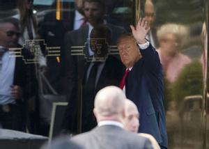 Donald Trump llega al tribunal de Nueva York para comparecer