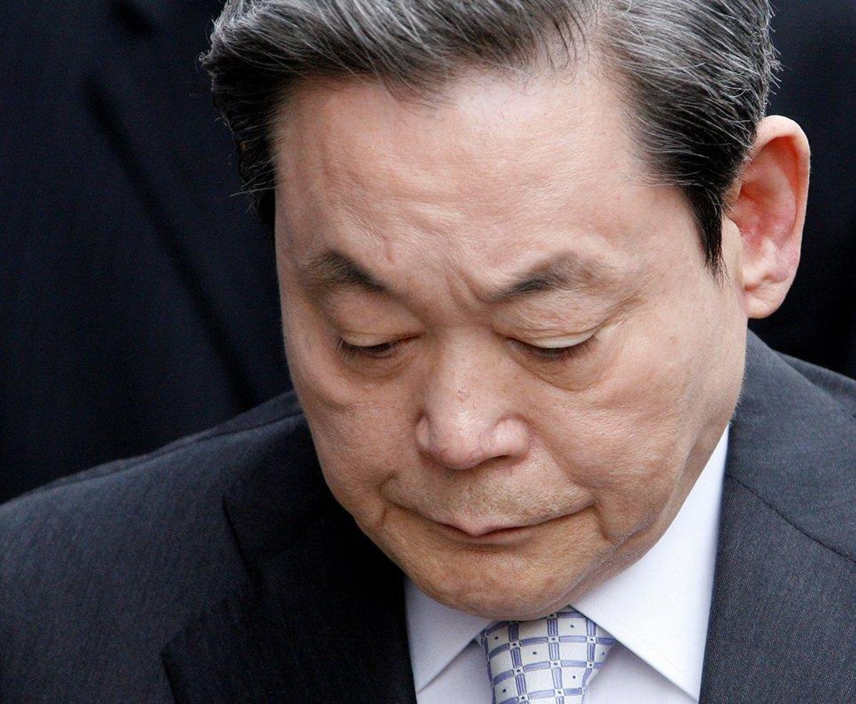 Lee Kun-hee. Lee Kun-hee.