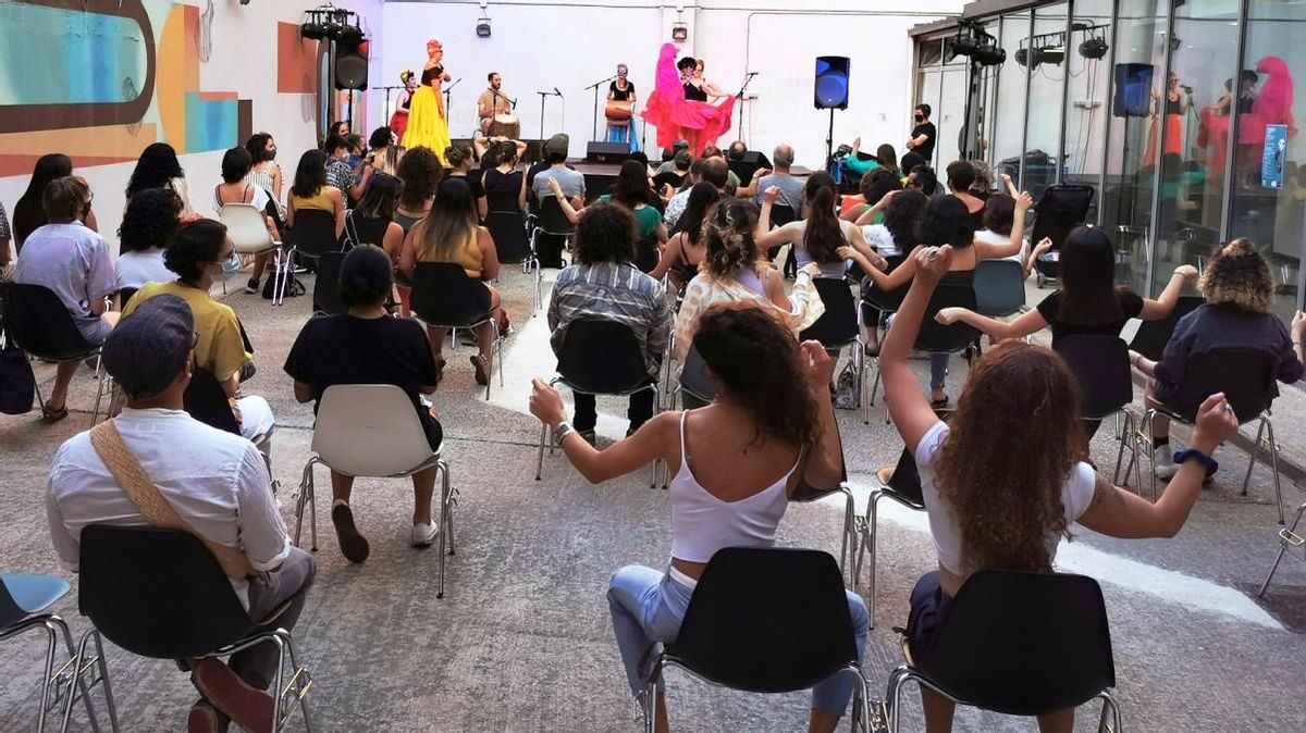 El patio del centro será uno de los escenarios musicales de este mes. El patio del centro será uno de los escenarios musicales de este mes.