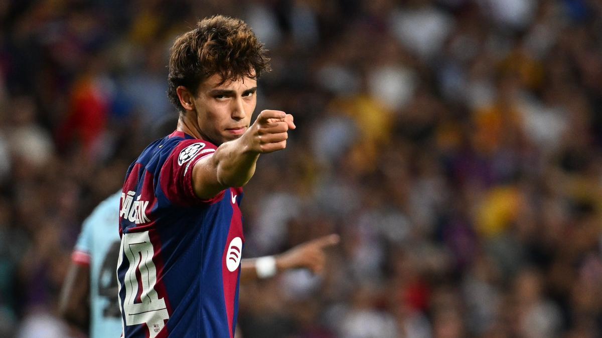 Lewandowski also discovers João Félix
