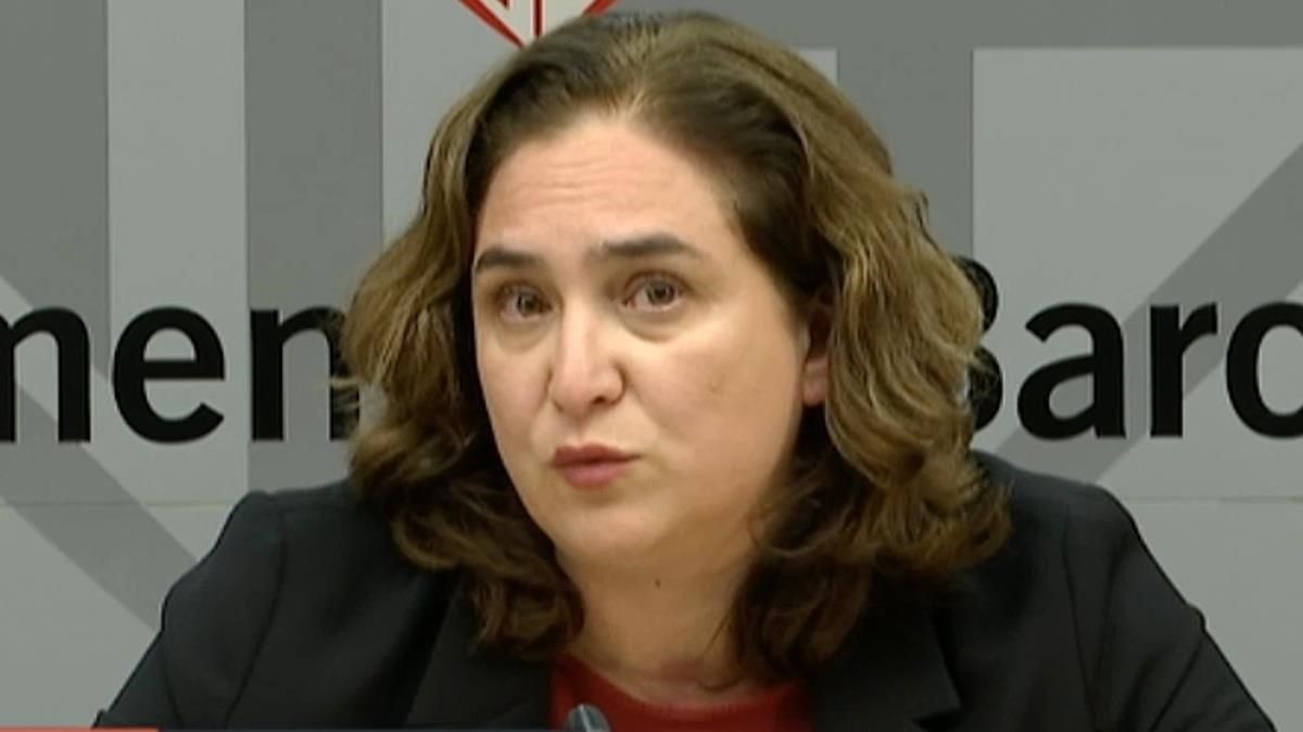 La alcaldesa de Barcelona Ada Colau. La alcaldesa de Barcelona Ada Colau.