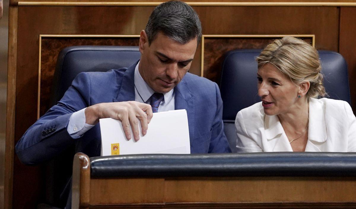 Pedro Sánchez y Yolanda Díaz, en el Congreso de los Diputados. Pedro Sánchez y Yolanda Díaz, en el Congreso de los Diputados.