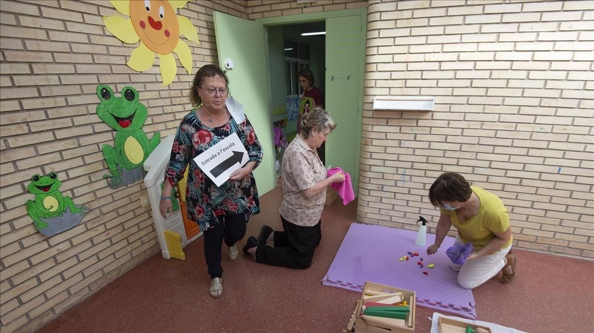 El 40% de les escoles públiques catalanes podran obrir aquest dilluns El 40% de les escoles públiques catalanes podran obrir aquest dilluns
