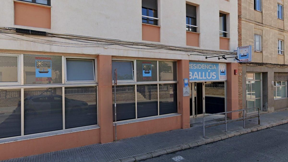 Fachada de la residencia Ballús, en Valls. Fachada de la residencia Ballús, en Valls.
