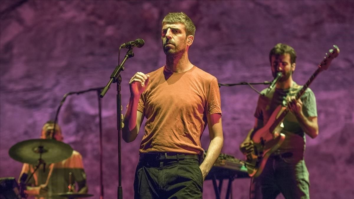 Manel, durante su concierto del Grec, este martes. Manel, durante su concierto del Grec, este martes.
