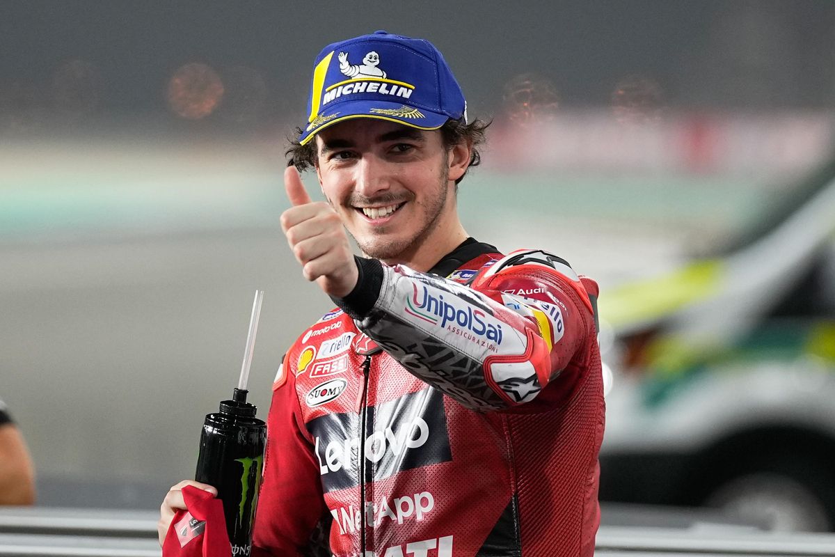 Francesco ’Pecco’ Bagnaia (Ducati) ha celebrado, hoy, así su primera ’pole’ en MotoGP. Francesco ’Pecco’ Bagnaia (Ducati) ha celebrado, hoy, así su primera ’pole’ en MotoGP.