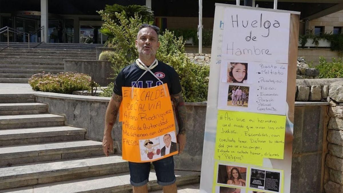 El padre de Malén Ortiz, condenado por amenazar a varios policías en Palma El padre de Malén Ortiz, condenado por amenazar a varios policías en Palma