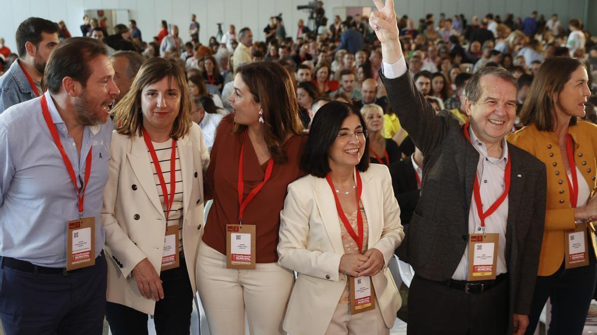 El PSOE propone vetar los pisos turísticos y que los auntamientos multen a los puteros