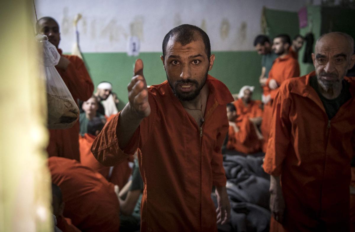 Presos del Estado Islámico en la cárcel de Ghwayran, en Siria.