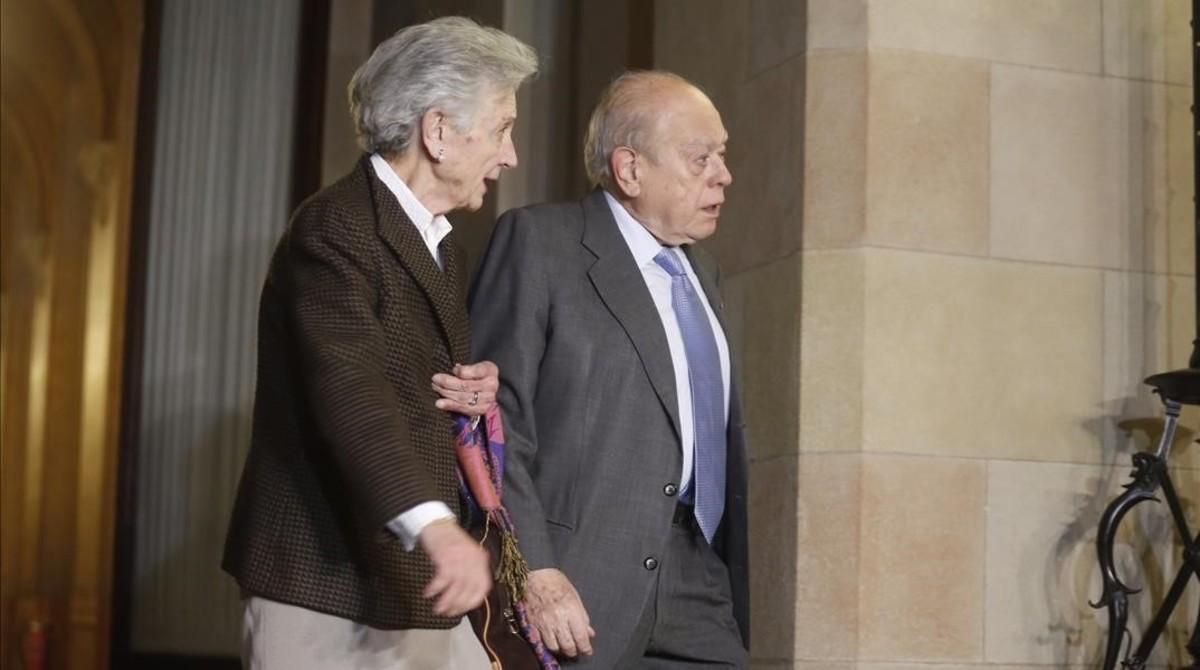 La polícía halla en el salón de los Pujol el testamento del abuelo Florenci La polícía halla en el salón de los Pujol el testamento del abuelo Florenci