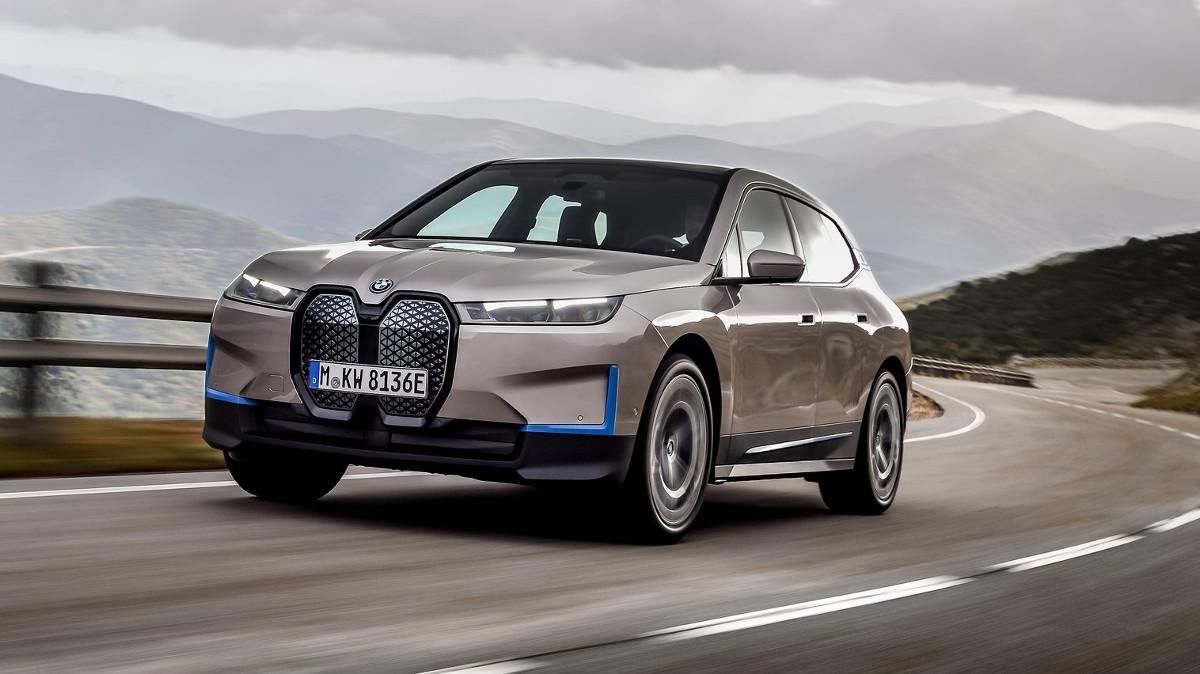 BMW iX 2022: más de 170 fotos en una súper galería BMW iX 2022: más de 170 fotos en una súper galería