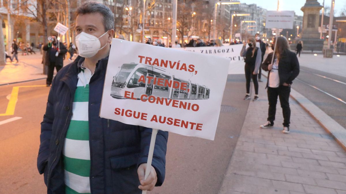Aragón: de los vehículos al transporte público Aragón: de los vehículos al transporte público