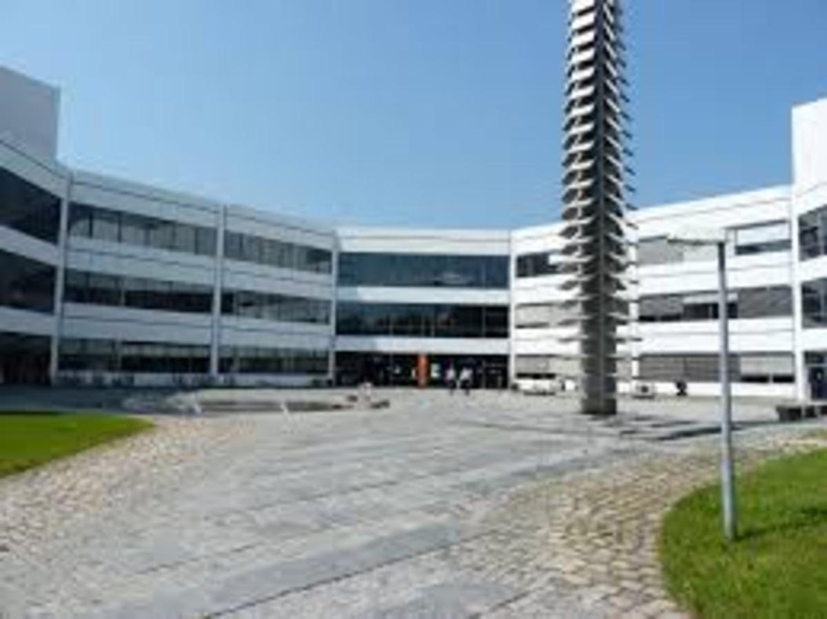 Universidad del Ejército en Neubiberg (Alemania).
