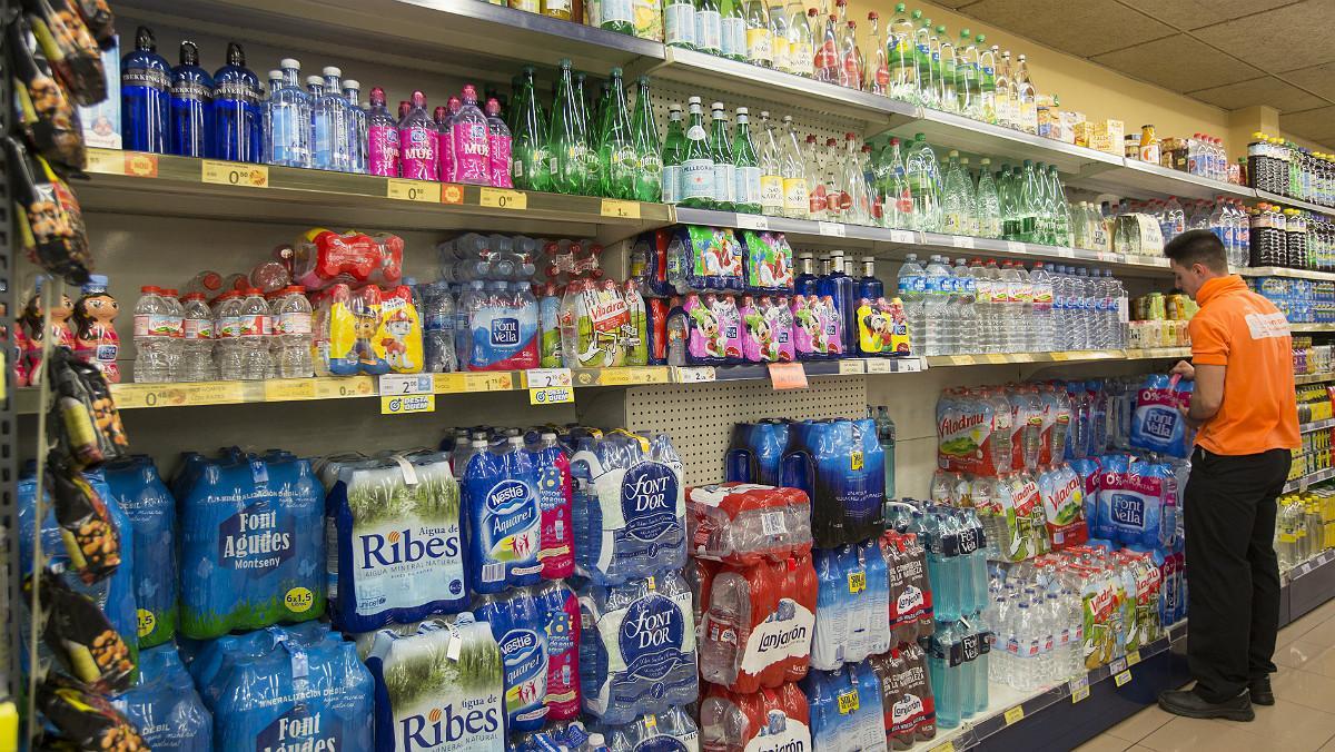 Lineal de un supermercado. Lineal de un supermercado.