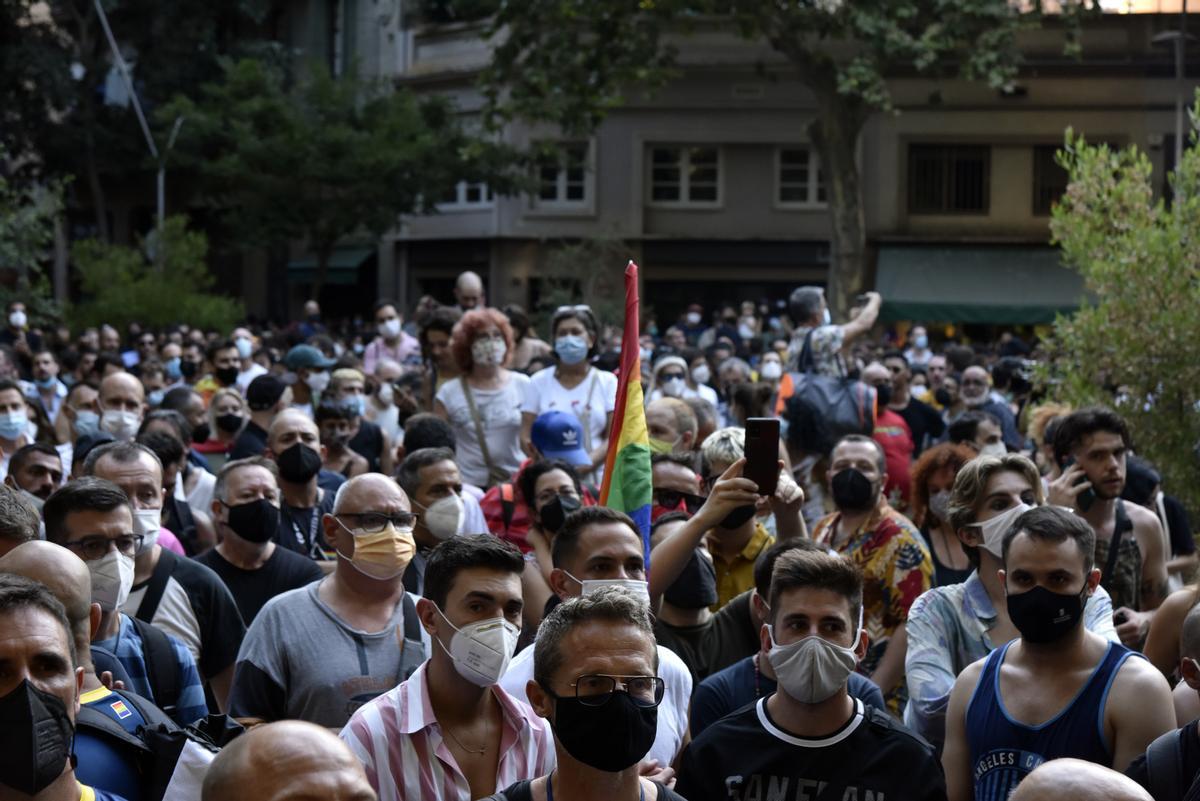 Manifestación, este lunes en Barcelona, para protestar por el asesinato de Samuel Luiz. Manifestación, este lunes en Barcelona, para protestar por el asesinato de Samuel Luiz.