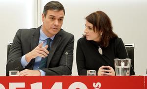  Pedro Sánchez y Adriana Lastra , durante una reunión de la Comisión Permanente de la Ejecutiva Federal en Ferraz.