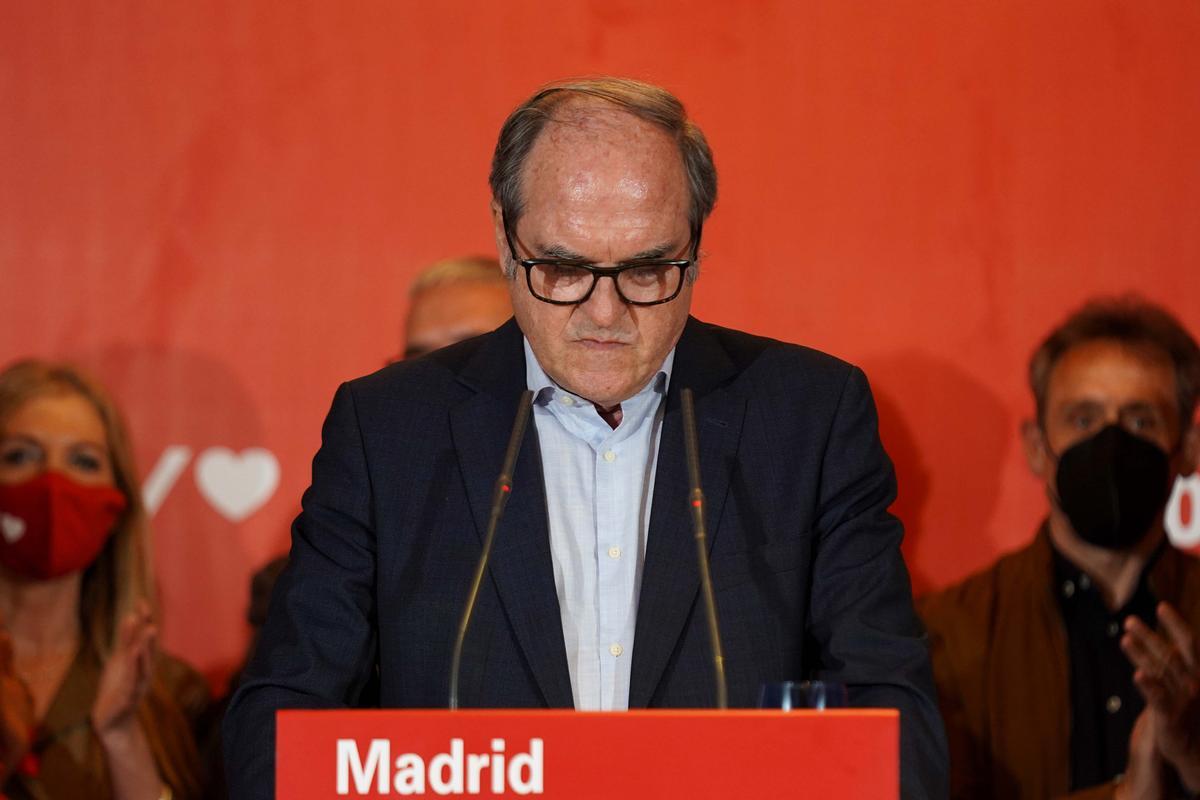 El candidato a la presidencia de la Comunidad de Madrid Ángel Gabilondo tras conocer su derrota en las elecciones del 4-M. El candidato a la presidencia de la Comunidad de Madrid Ángel Gabilondo tras conocer su derrota en las elecciones del 4-M.