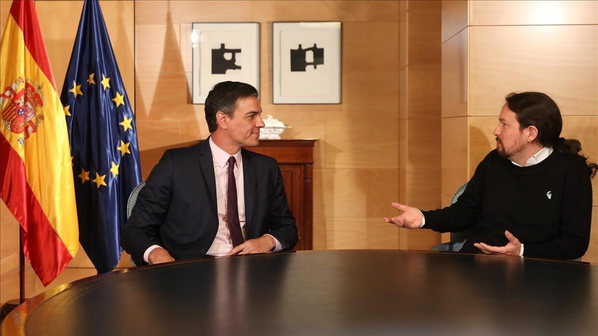 Pedro Sánchez y Pablo Iglesias, reunidos en el Congreso, el pasado martes.