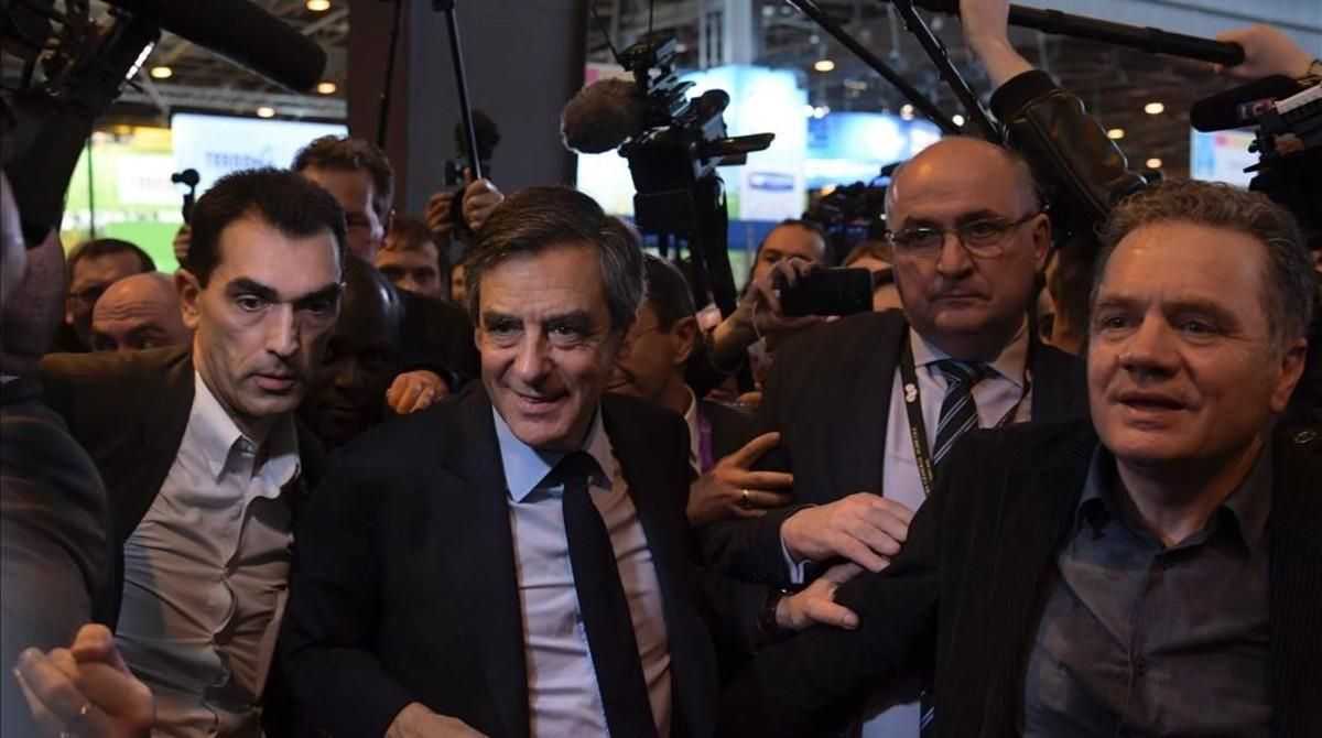 François Fillon en un acto de campañá este miércoles en París. François Fillon en un acto de campañá este miércoles en París.