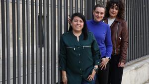 Germania Mora, Eva Antúnez y Eva Berrocal, tres mujeres que sufren endometriosis. 