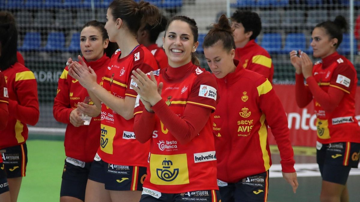 Las jugadores españolas celebran el triunfo sobre Alemania en el torneo previo al Mundial. Las jugadores españolas celebran el triunfo sobre Alemania en el torneo previo al Mundial.
