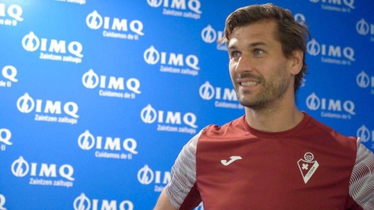 Fernando Llorente ficha por el Eibar Fernando Llorente ficha por el Eibar