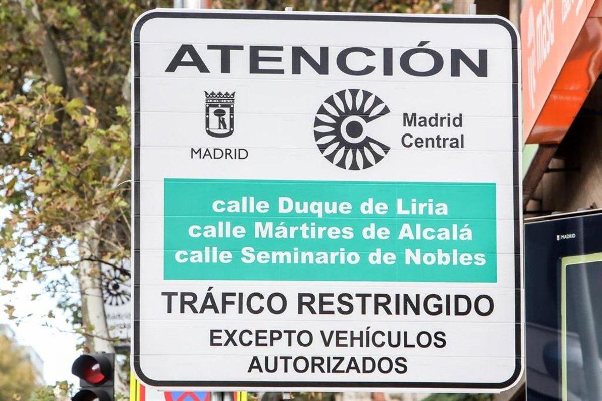 Un cartel de Madrid Central. Un cartel de Madrid Central.