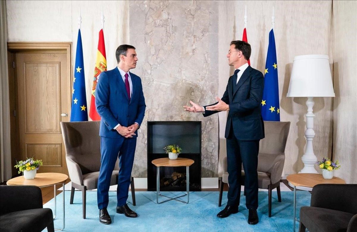 El PSOE i Podem blinden el Govern davant el revés electoral El PSOE i Podem blinden el Govern davant el revés electoral