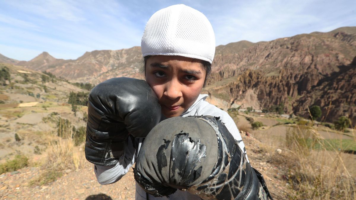 Mano de piedra, la niña boliviana que consagra la mitad de su vida al boxeo Mano de piedra, la niña boliviana que consagra la mitad de su vida al boxeo