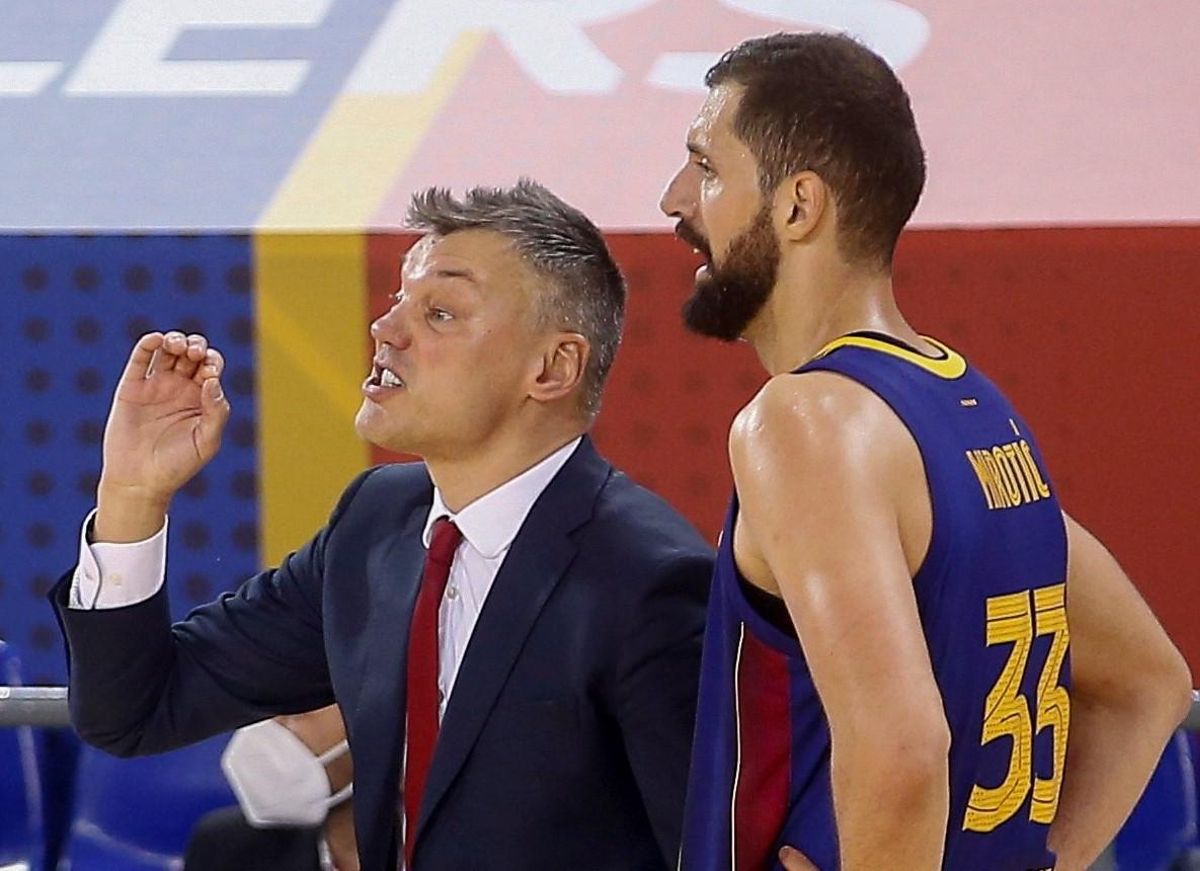 Jasikevicius y Mirotic, en el partido de Euroliga del pasado jueves antes el Efes Jasikevicius y Mirotic, en el partido de Euroliga del pasado jueves antes el Efes