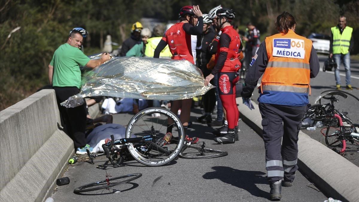 Un ciclista muerto y ocho heridos cuando un vehículo los arrolló en A Guarda (Pontevera) en el 2016