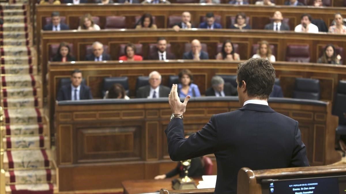 Pablo Casado, este miércoles en el Congreso, durante su cara a cara con el presidente del Gobierno, Pedro Sánchez. Pablo Casado, este miércoles en el Congreso, durante su cara a cara con el presidente del Gobierno, Pedro Sánchez.