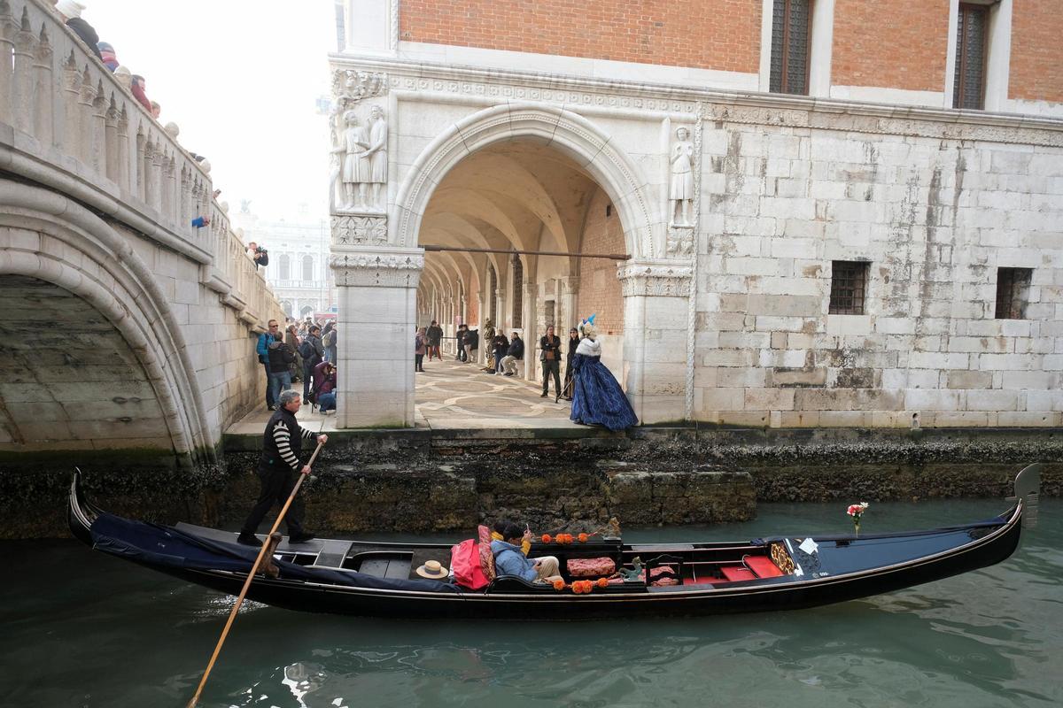 Marea muy baja en Venecia
