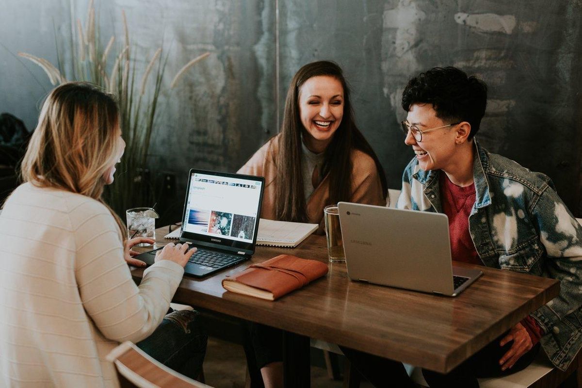 Las empresas apuestan, cada vez más, por la formación en equipo los viernes Las empresas apuestan, cada vez más, por la formación en equipo los viernes