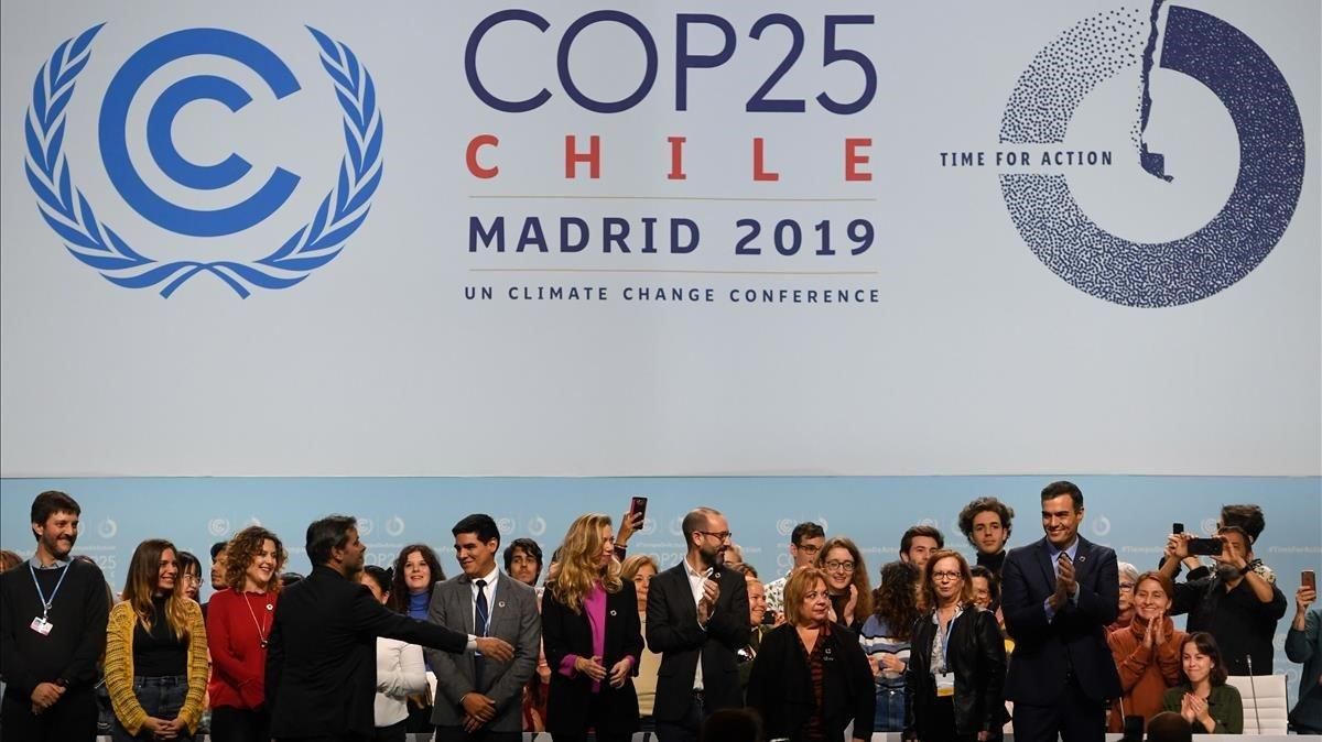 Pedro Sánchez en las instalaciones que acoge la cumbre del clima COP25. Pedro Sánchez en las instalaciones que acoge la cumbre del clima COP25.