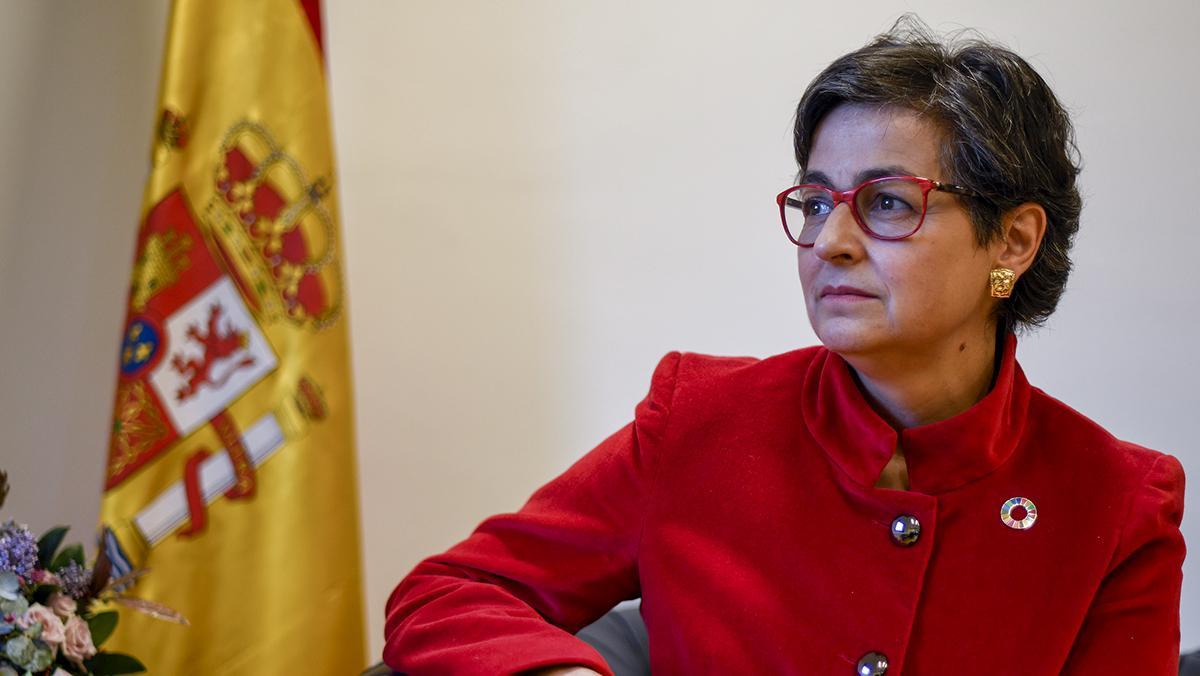 Arancha González Laya, ministra de Asuntos Exteriores, entrevistada por El Periódico de Catalunya
