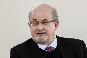 El escritor Salman Rushdie, en una imagen de archivo. 