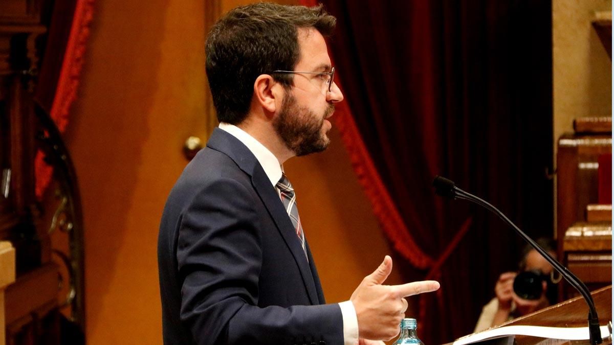 Aragonès fa una lleu autocrítica davant la cinquena onada de la pandèmia Aragonès fa una lleu autocrítica davant la cinquena onada de la pandèmia