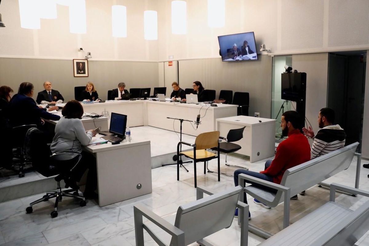 Vista del juicio en la Audiencia Nacional contra dos presuntos yihadistas de origen marroquí. Vista del juicio en la Audiencia Nacional contra dos presuntos yihadistas de origen marroquí.