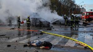 Rusia vuelve a atacar Kiev por primera vez en meses.