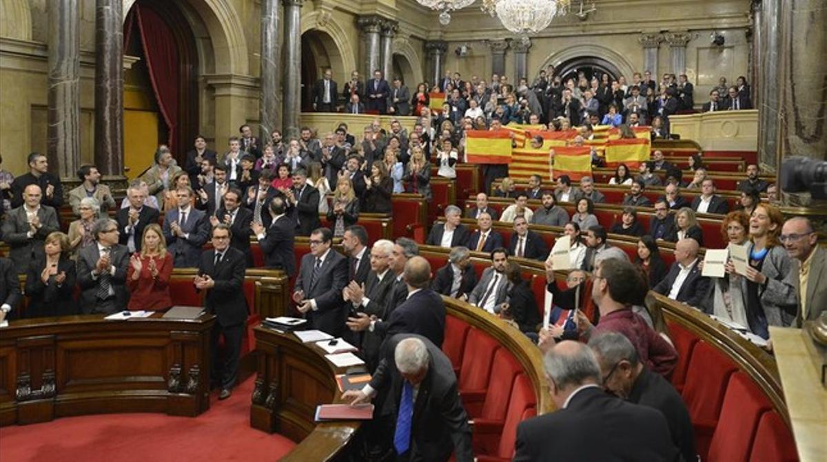 Pleno del Parlament en el que se aprobó la declaración de inicio del camino de ruptura con el Estado, el pasado 9 de noviembre.