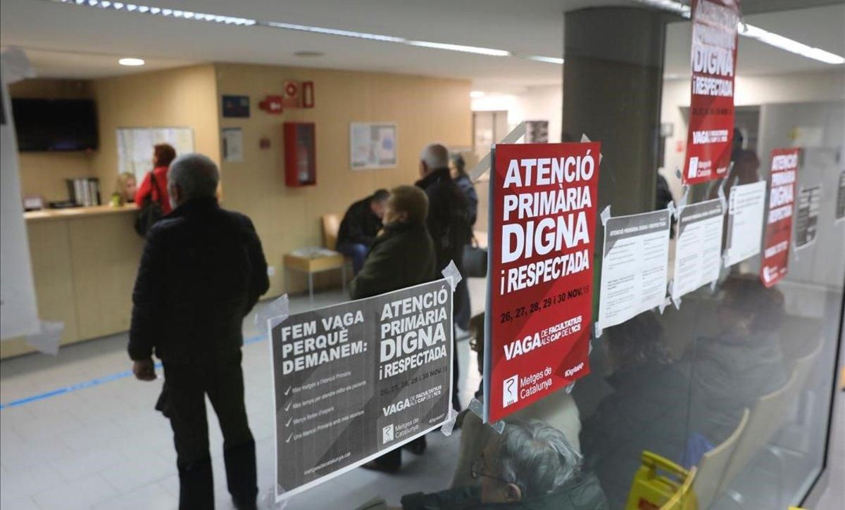 El CAP Poblenou, con carteles de la huelga. El CAP Poblenou, con carteles de la huelga.