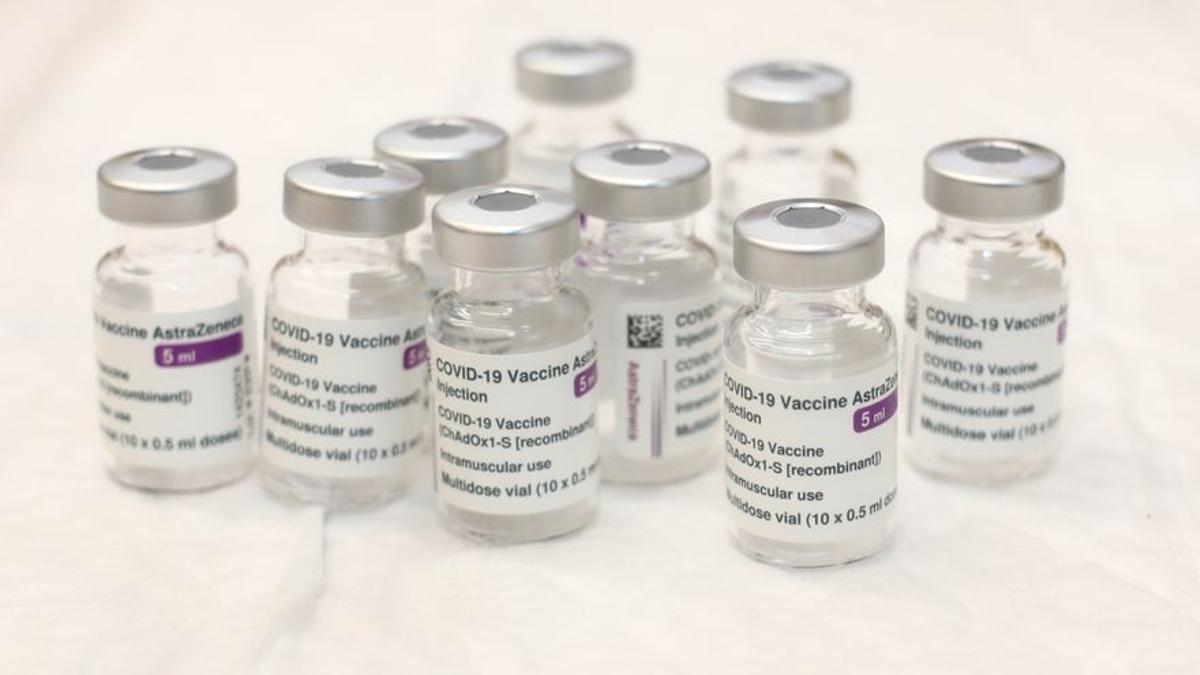 Vacuna de AstraZeneca: efectos secundarios, de dónde es, efectividad contra el covid y dosis