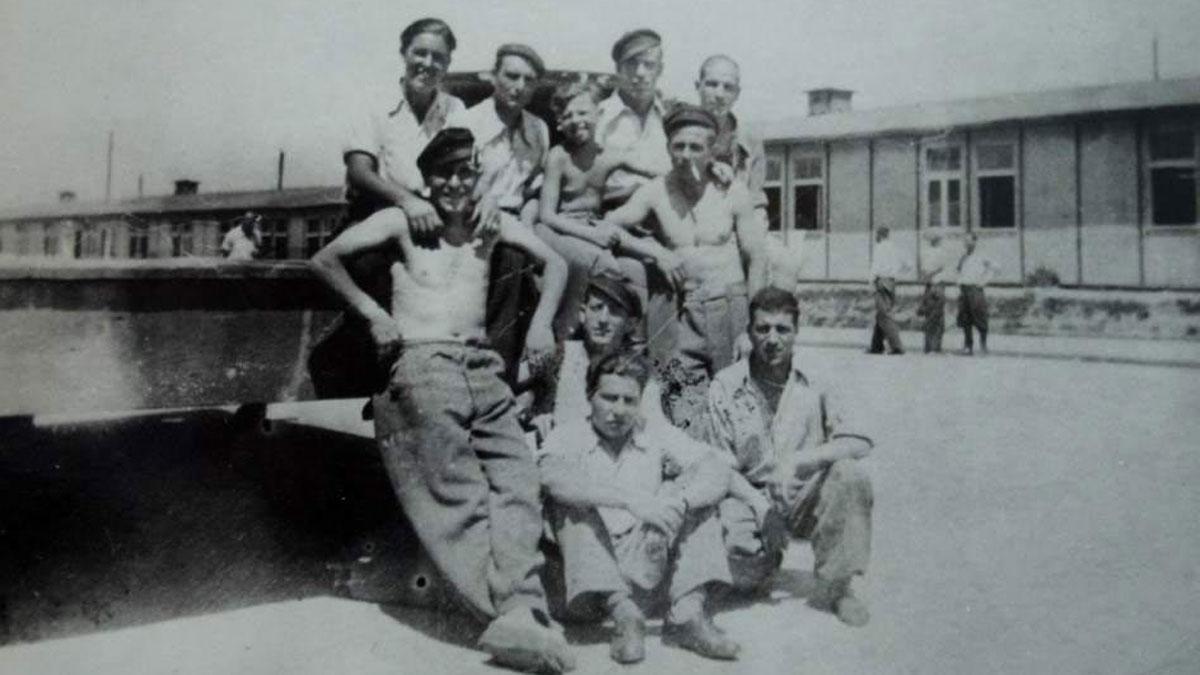 Memoria histórica: Los 4.427 españoles muertos en campos nazis. En la foto, presos --algunos de ellos españoles-- en el campo de Mathausen.