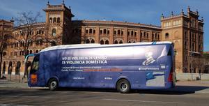 El autobús de HazteOir circulando por Madrid.