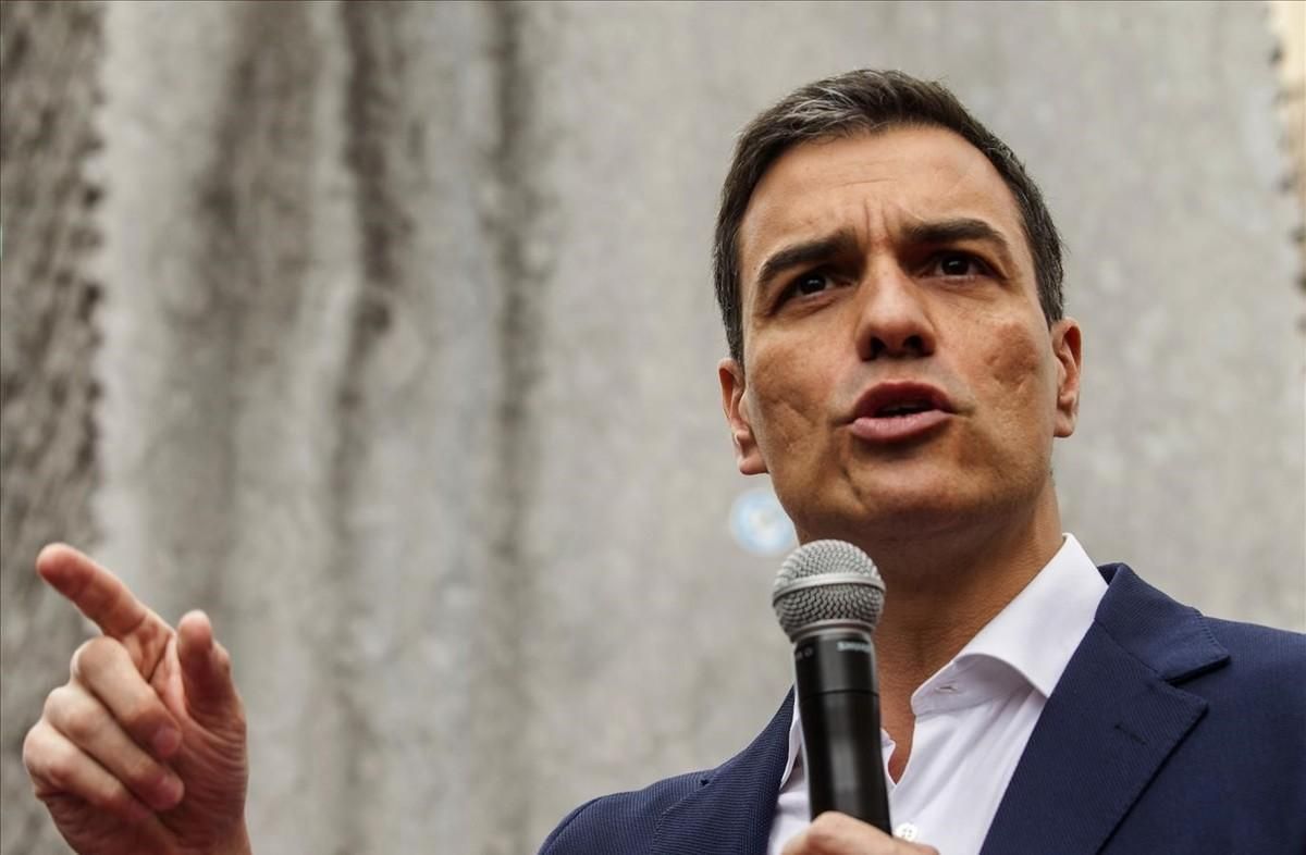 El líder del PSOE, Pedro Sánchez, este lunes en Vitoria. El líder del PSOE, Pedro Sánchez, este lunes en Vitoria.