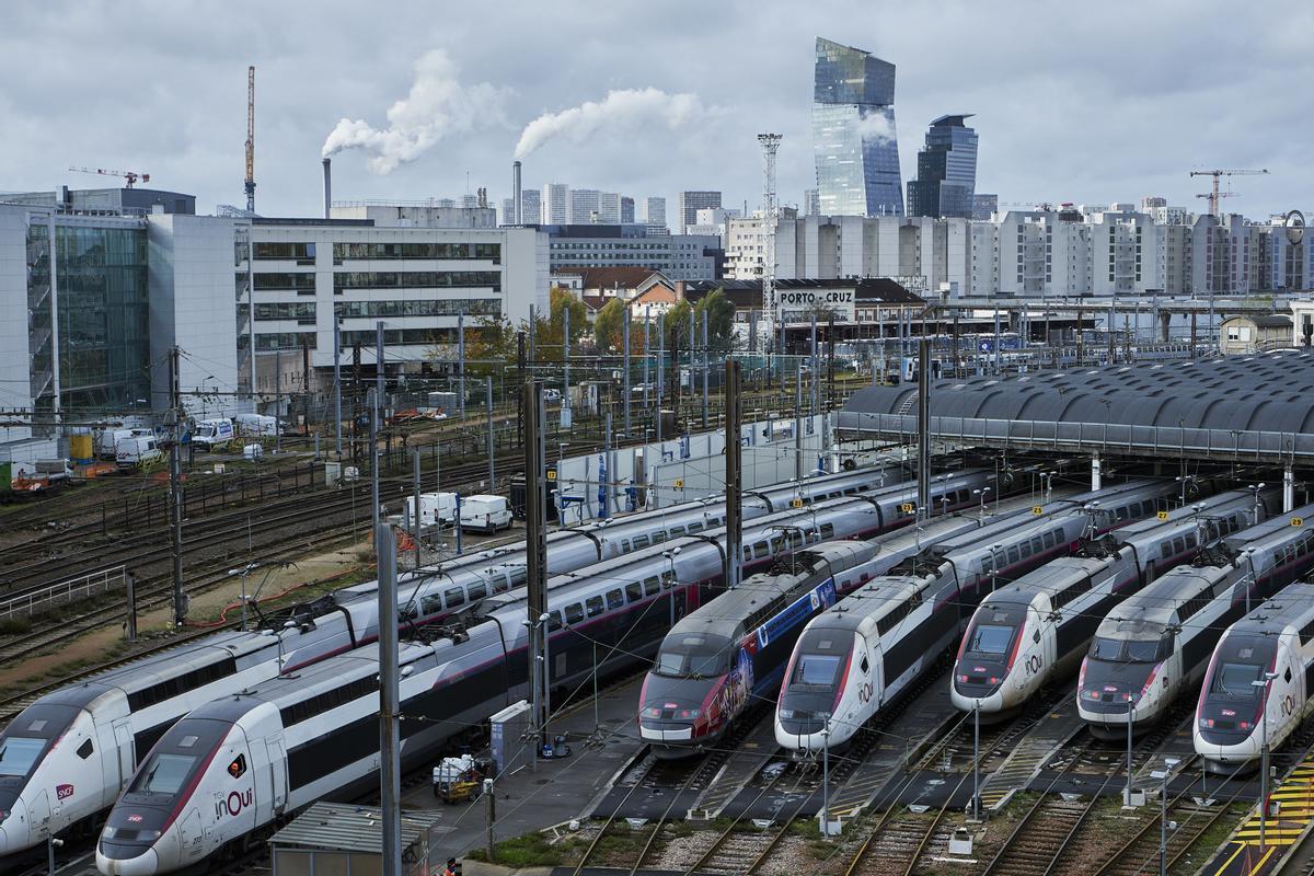 La CE apoyará la puesta en marcha de trenes que unan Catalunya con Países Bajos y el sur de Francia, así como España con Portugal