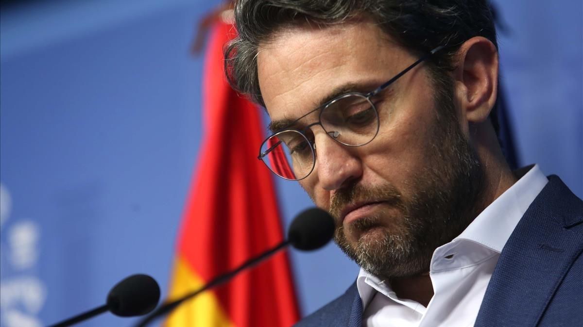 Màxim Huerta explica los motivos de su dimisión, este miércoles en el Ministerio de Cultura. Màxim Huerta explica los motivos de su dimisión, este miércoles en el Ministerio de Cultura.