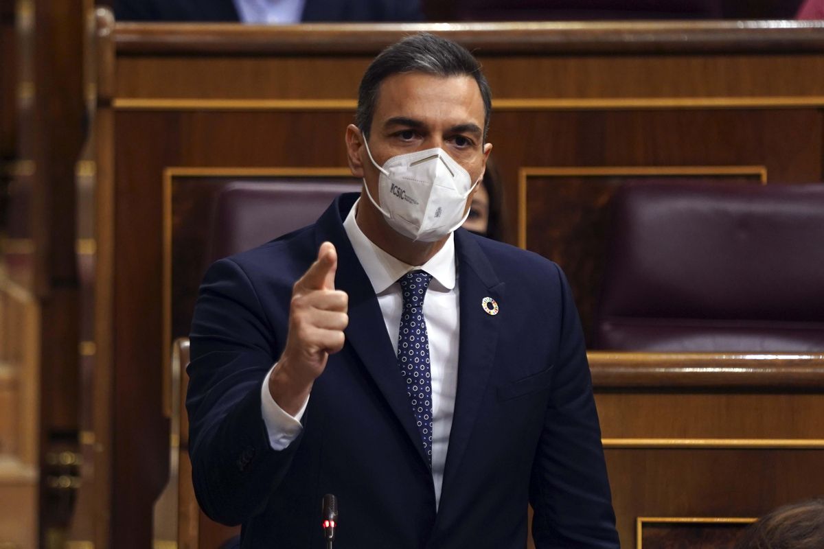 Sánchez, en quarantena fins a la nit de Nadal arran del positiu de Macron Sánchez, en quarantena fins a la nit de Nadal arran del positiu de Macron
